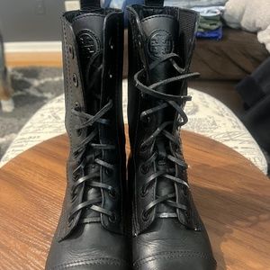 Tory Burch Combat Boot Woman size 7 1/2
